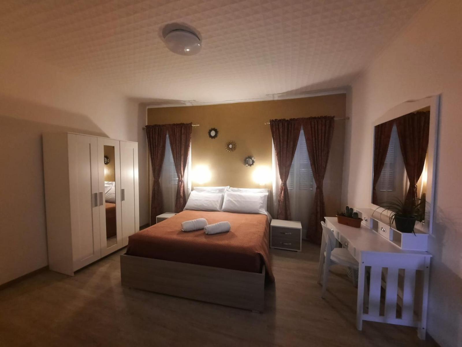 Appartamento Viccinella House Capranica Esterno foto
